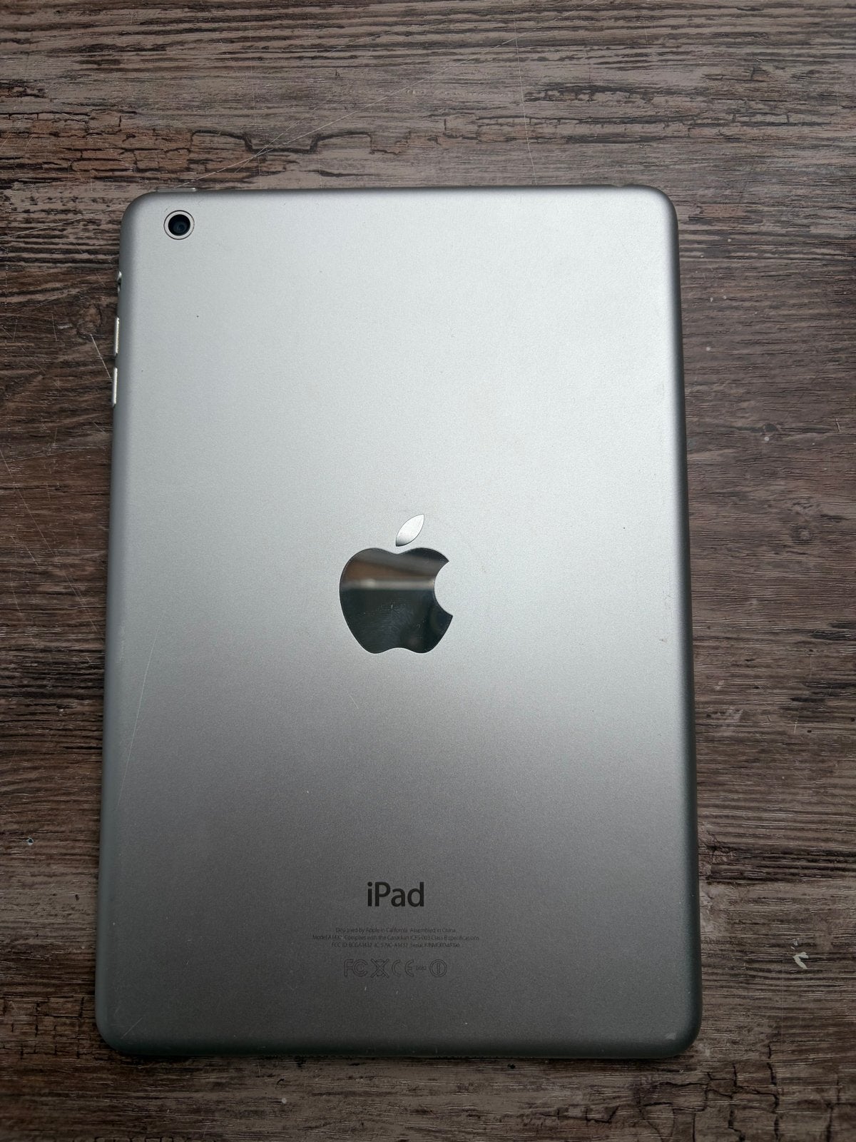 Eerste generatie iPad Mini in goede staat, Computers en Software, Ophalen, 32 GB, Zo goed als nieuw, 7 inch of minder