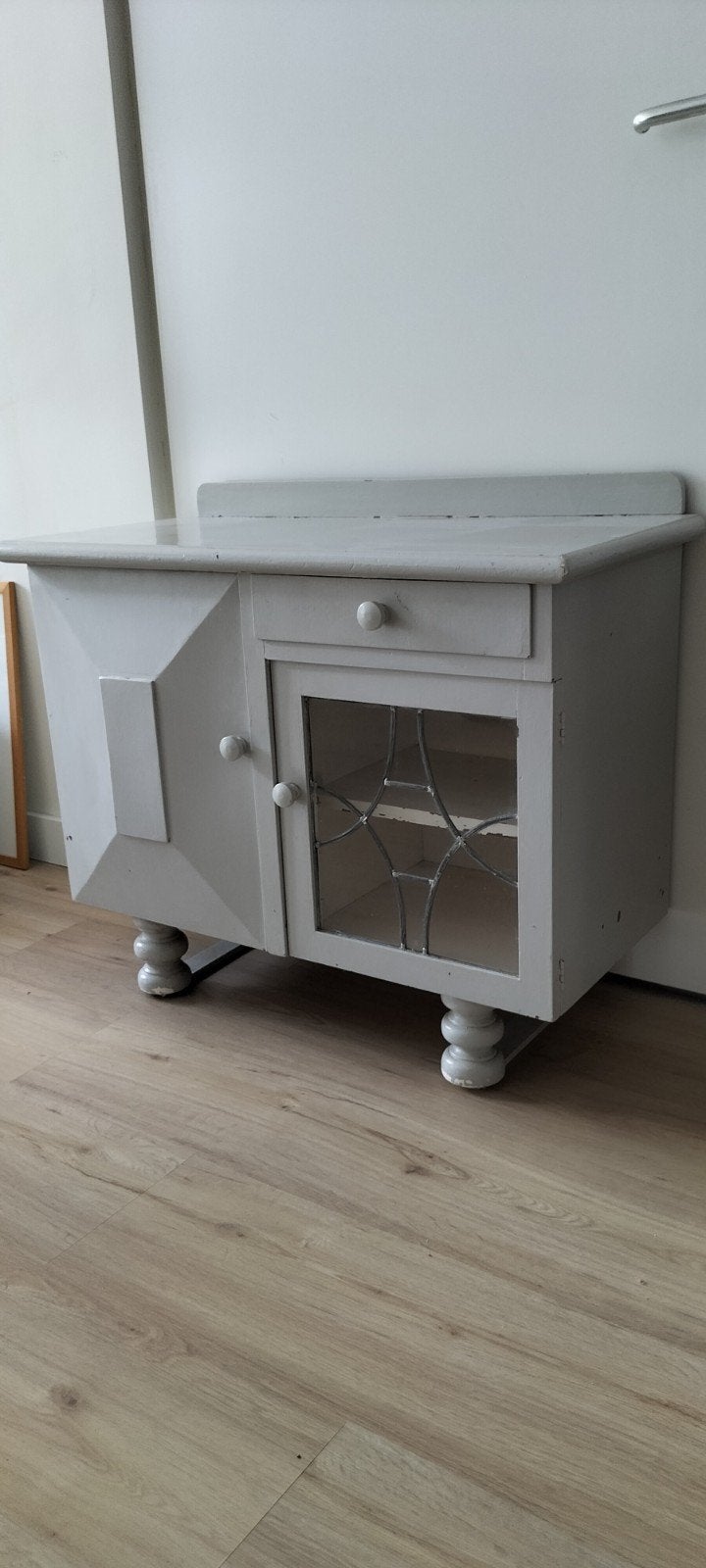 Vintage antiek kastje met glas in lood, Ophalen