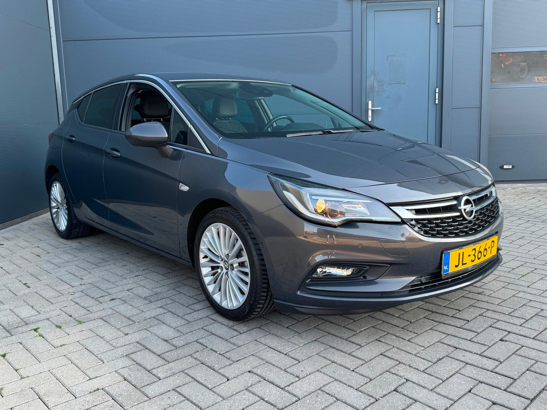 Opel Astra 1.0 Innovation / Carplay / Camera / Pdc / Nap, Auto's, Opel, Gebruikt, Euro 6, 610 kg, Origineel Nederlands