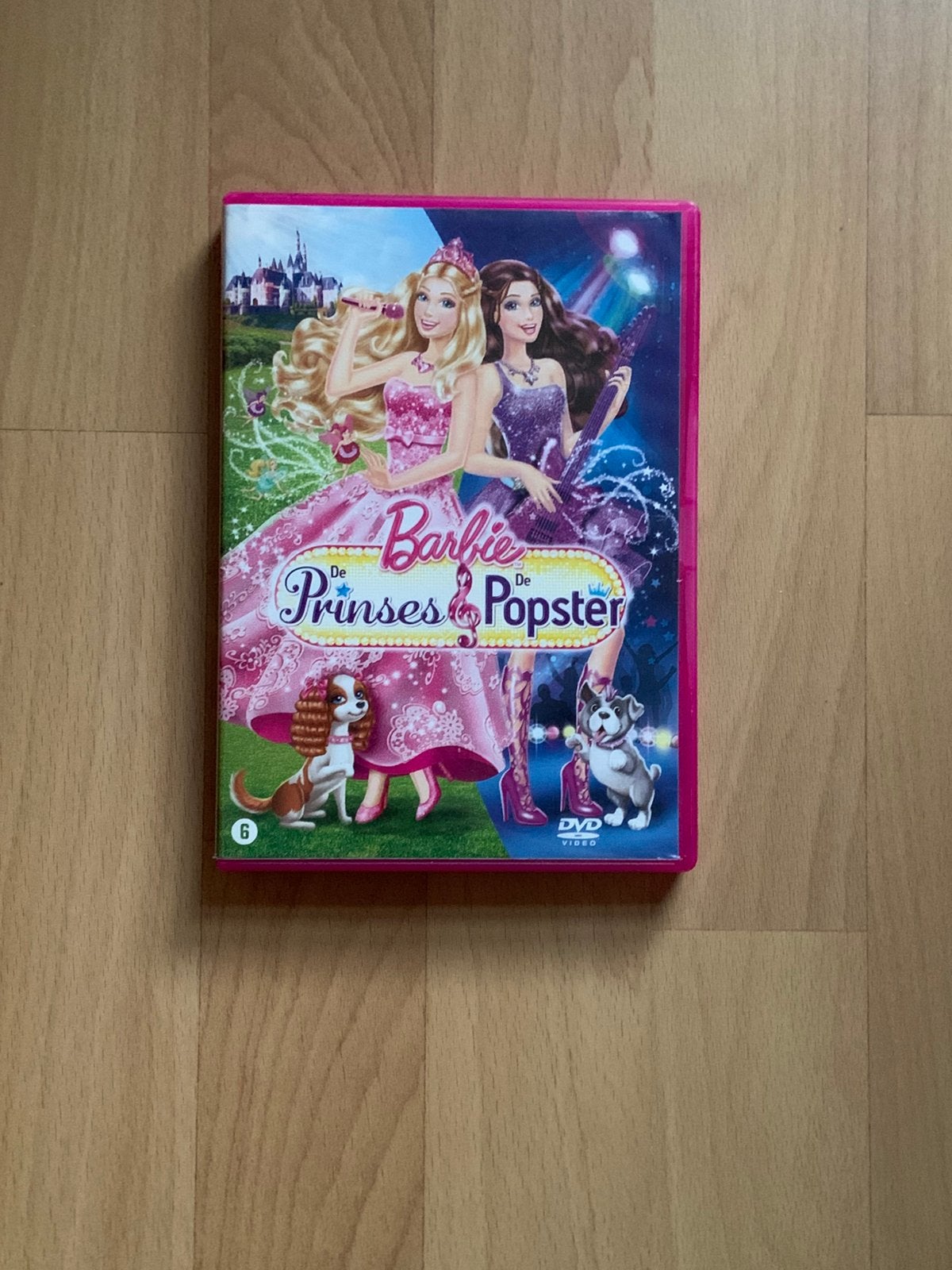 Barbie DVD, Cd's en Dvd's, Dvd's | Kinderen en Jeugd, Poppen, Ophalen of Verzenden, Zo goed als nieuw, Vanaf 6 jaar