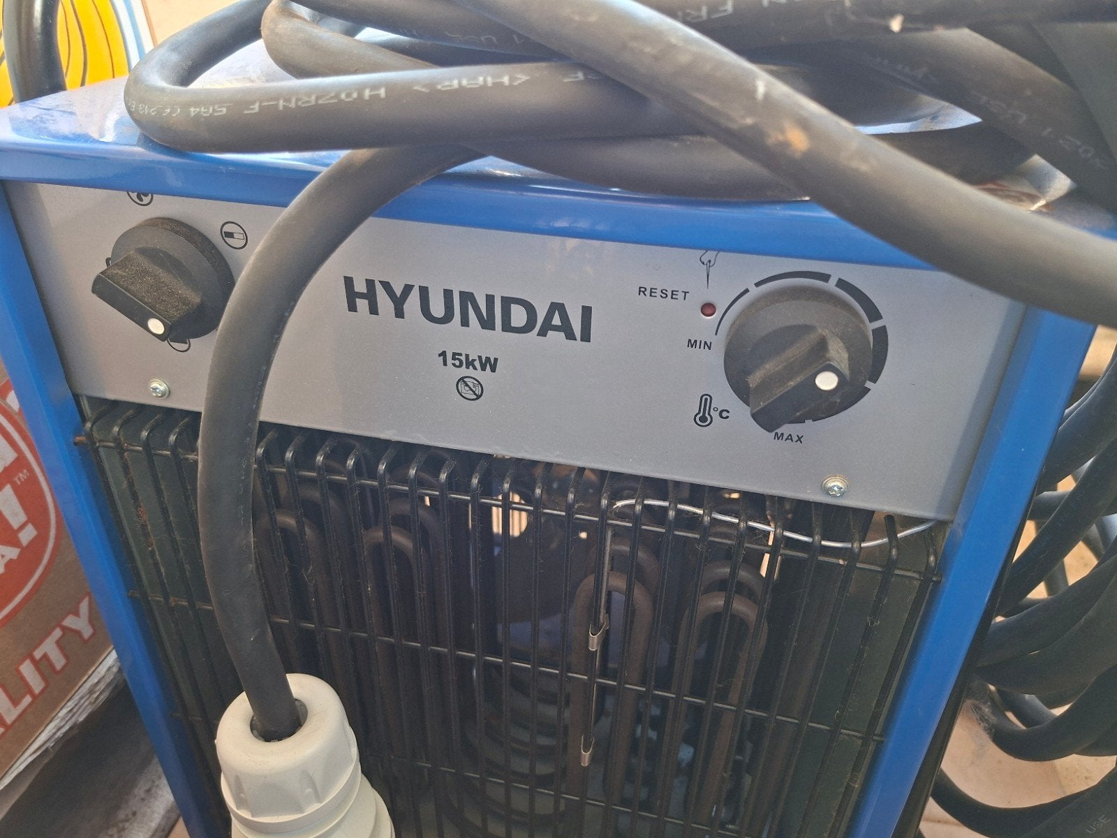 2 x Hyundai 15kW heater incl kabel 25m, Ophalen, 30 tot 80 cm, Gebruikt, Kachel