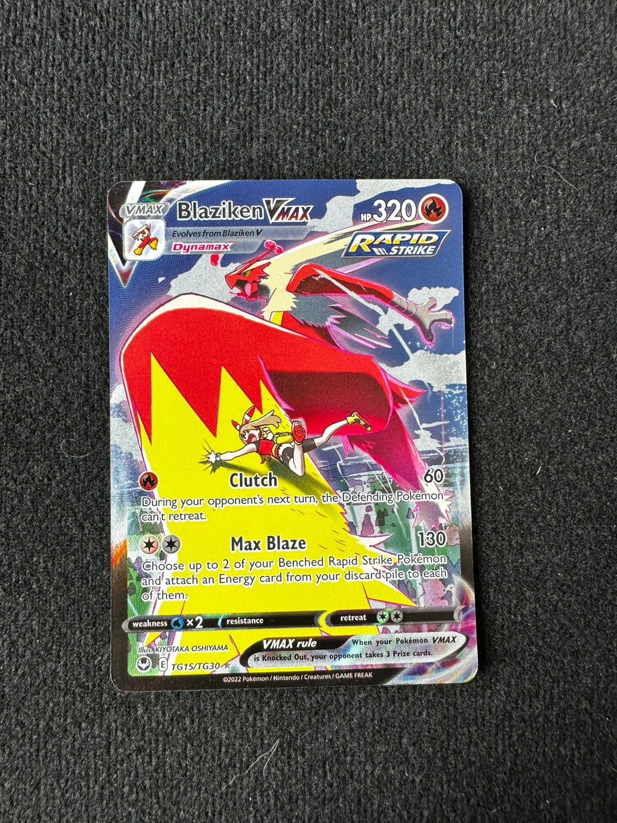 Pokemon Blaziken Vmax TG15, Ophalen of Verzenden, Zo goed als nieuw