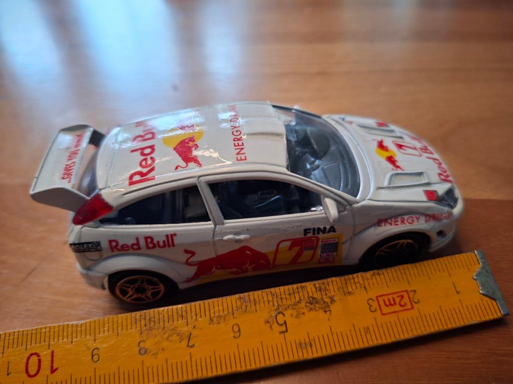Red Bull miniatuur rally auto, Ophalen