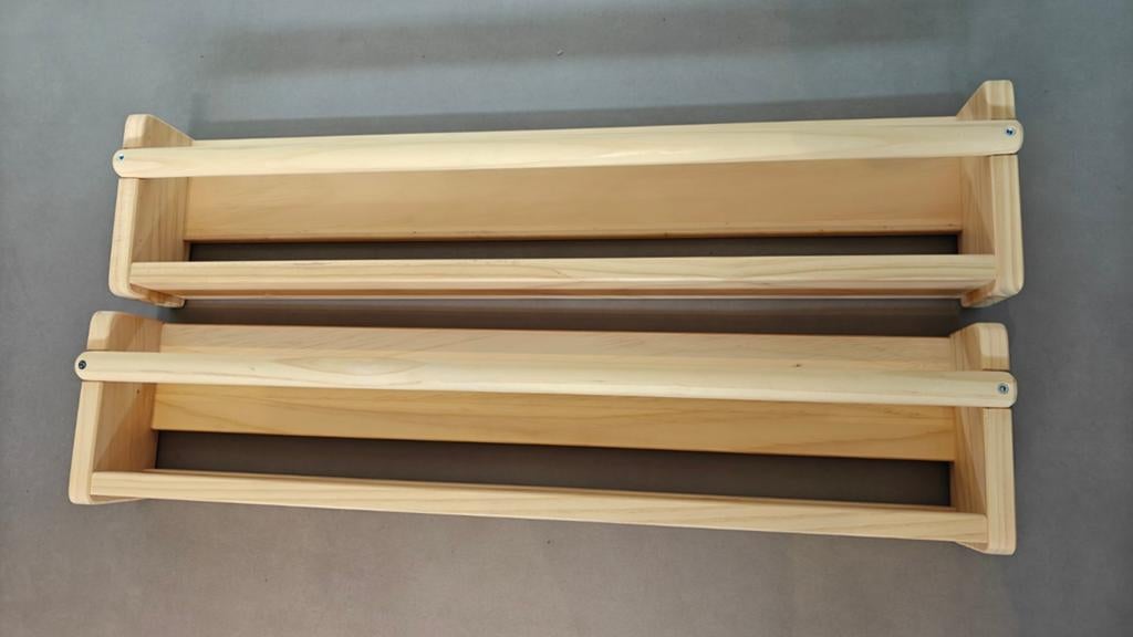 4x IKEA Flisat wandrek voor kinderboeken (70 cm), Huis en Inrichting, Woonaccessoires | Wandplanken en Boekenplanken, Ophalen