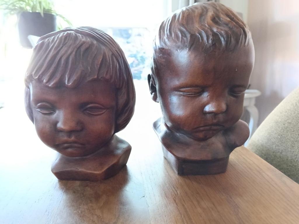 kinderbustes, Ophalen