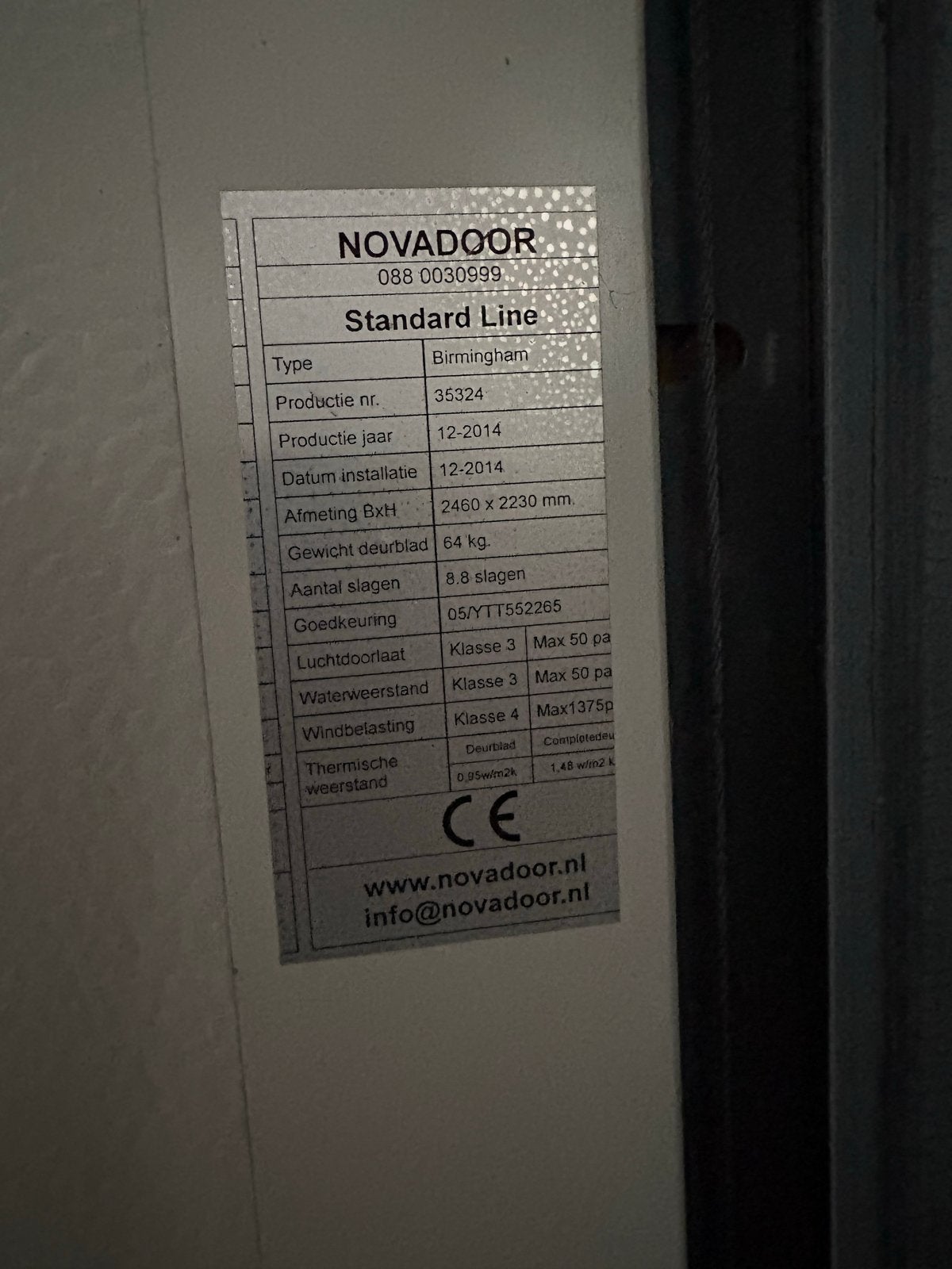 Novadoor Garagedeur Birmingham - Licht beschadigd paneel, Ophalen, Gebruikt, Garagedeur, 120 cm of meer