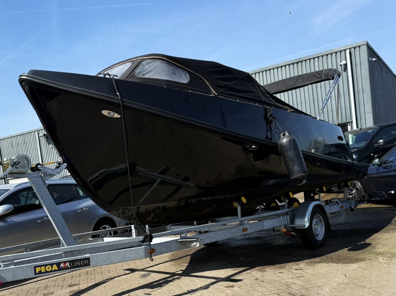 Alexia 730 40 PK SUZUKI (BTW) NIEUWSTAAT INCLUSIEF TRAILER, Auto's, Automaat, Gebruikt, Overige carrosserieën, Zwart