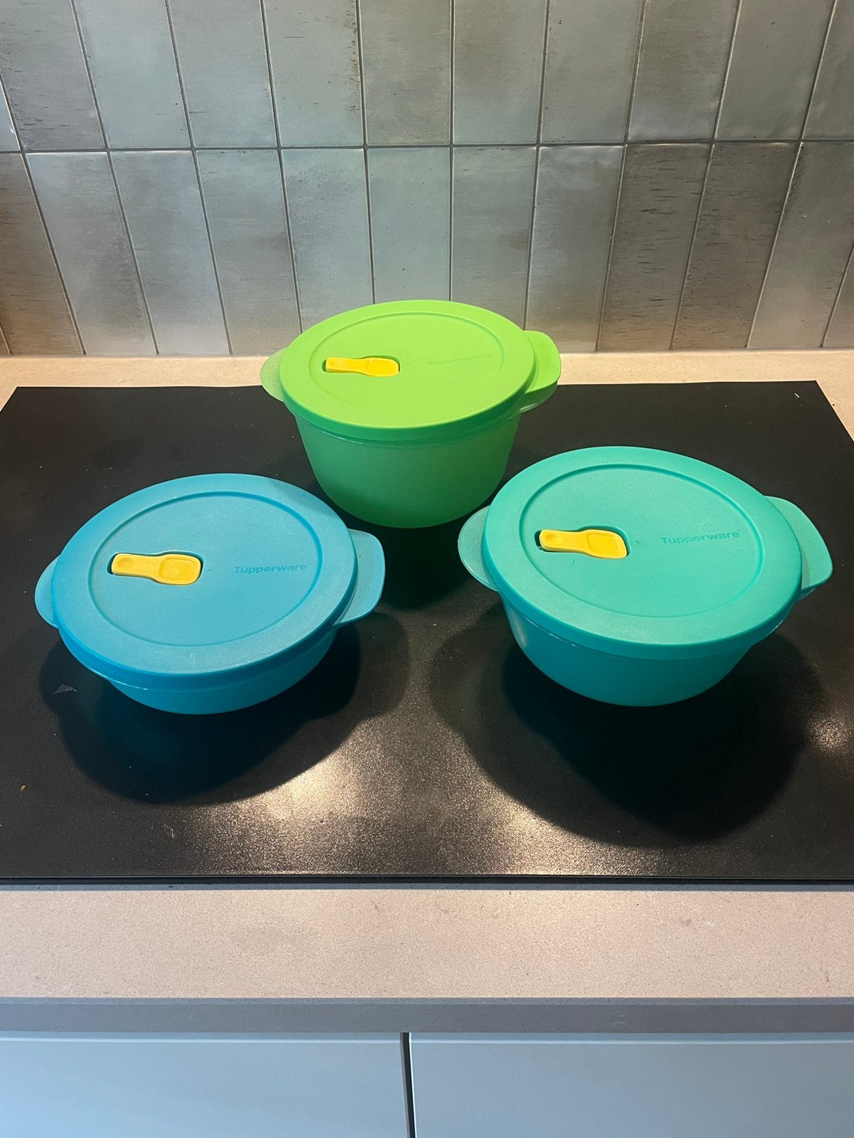 Tupperware CrystalWave Magnetronschalen Set Groen (3-delig), Ophalen of Verzenden, Zo goed als nieuw, Groen, Schaal