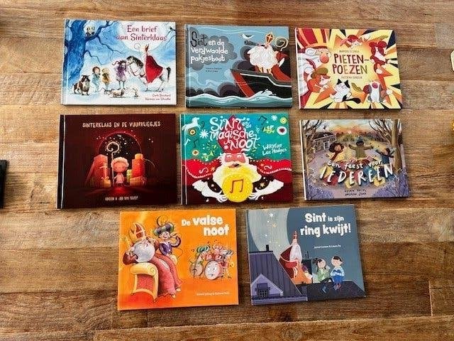 Sinterklaasboeken, Ophalen of Verzenden, Zo goed als nieuw