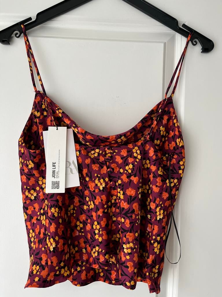 Zara bloemenprint top met spaghettibandjes, Overige kleuren, Nieuw, Ophalen of Verzenden, Zonder mouw
