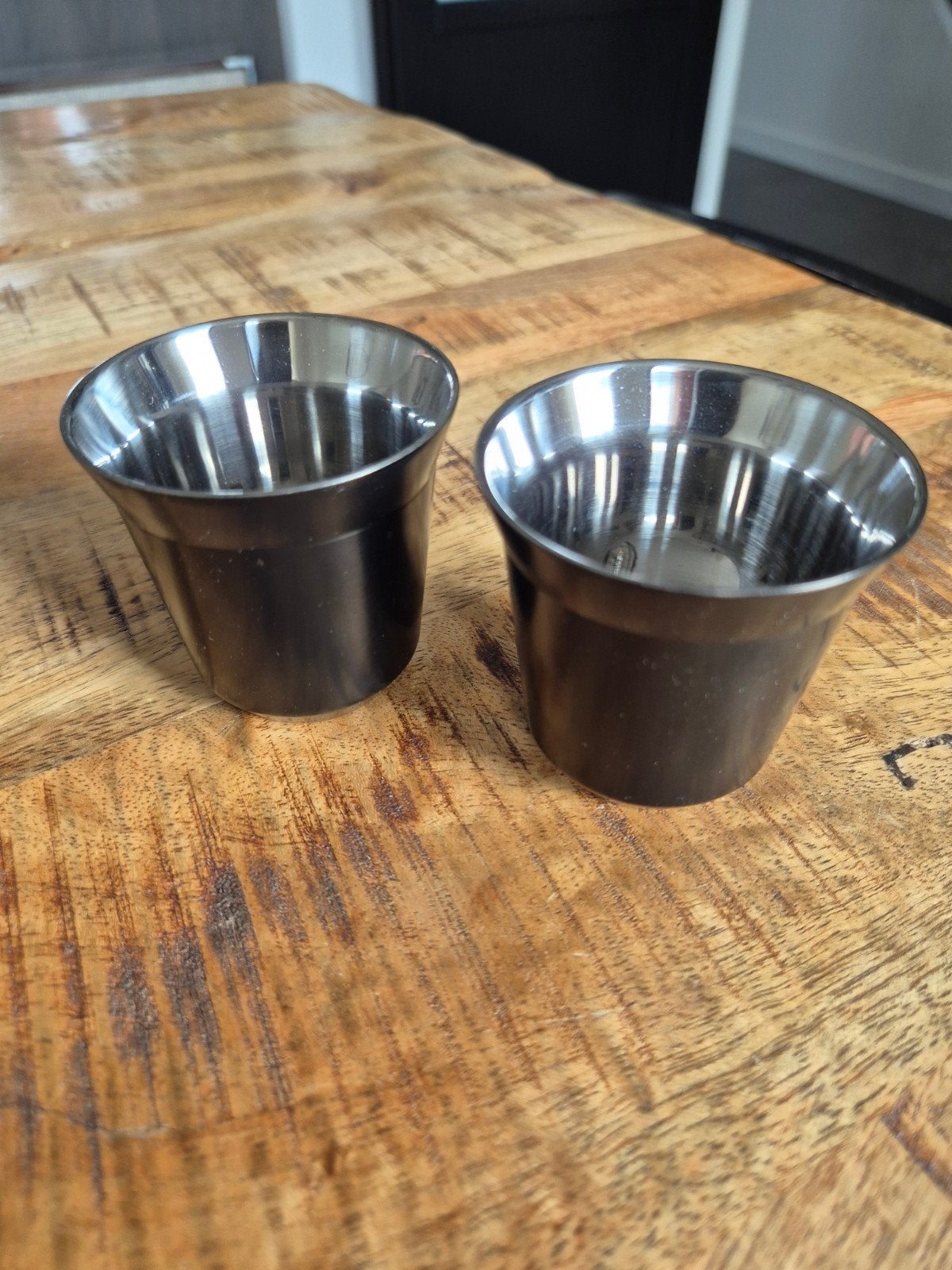Nieuwe Nespresso 5.5 Designers Collections kopjes, Nieuw, Ophalen of Verzenden, Zwart, Metaal
