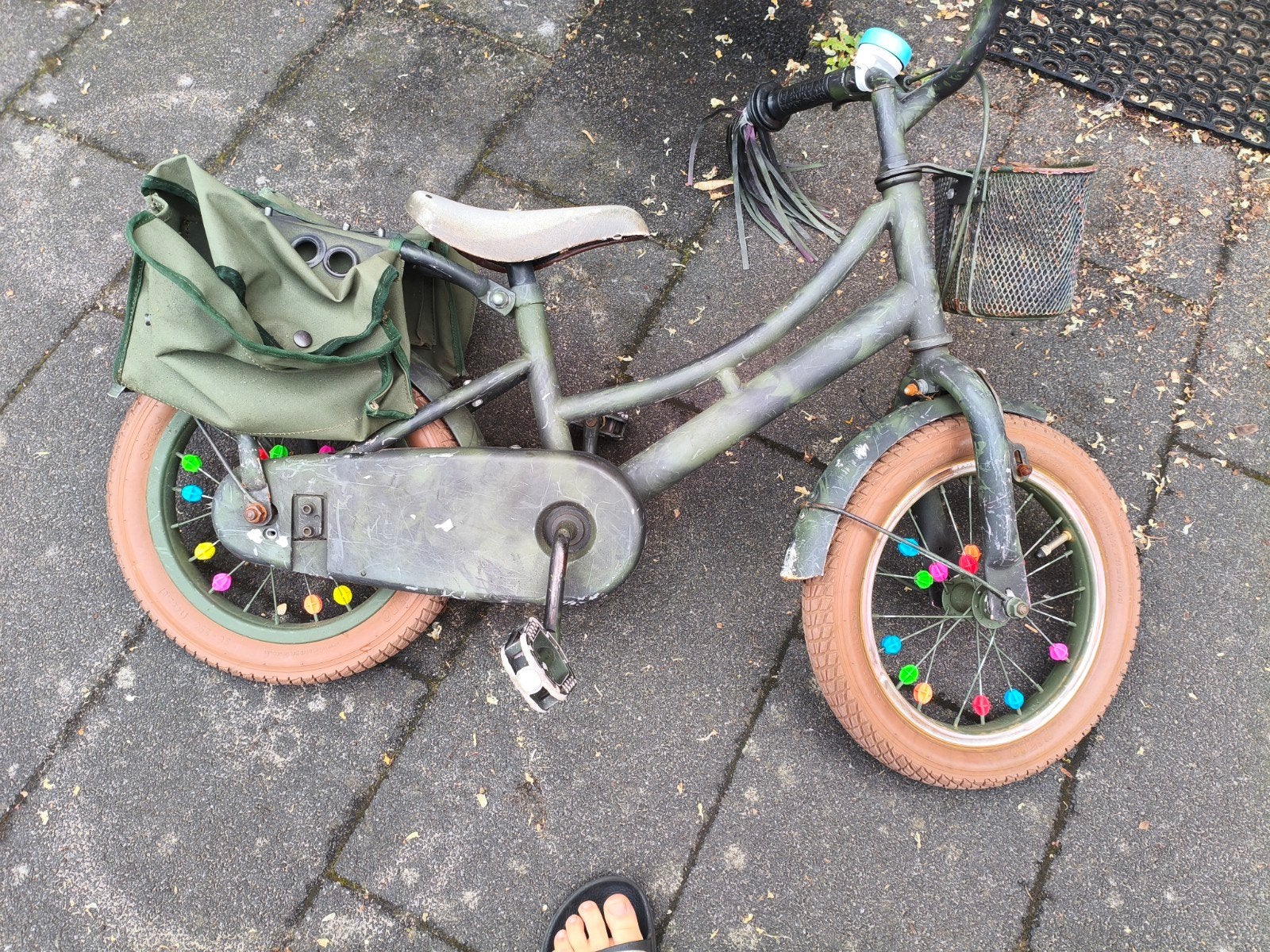 Kinderfiets 14 inch met zijwieltjes en fietstasjes, Ophalen