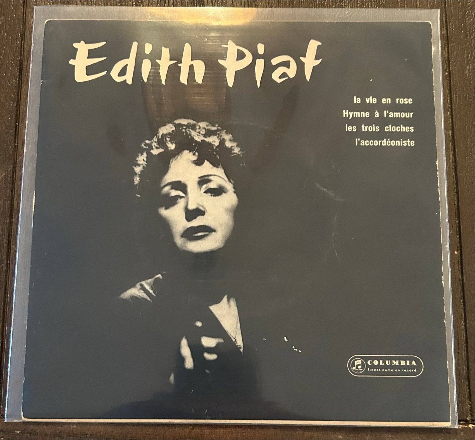 Edith Piaf - La Vie en Rose / Les Trois Cloches EP (ESRF 105, Cd's en Dvd's, Vinyl Singles, Ophalen of Verzenden, Gebruikt