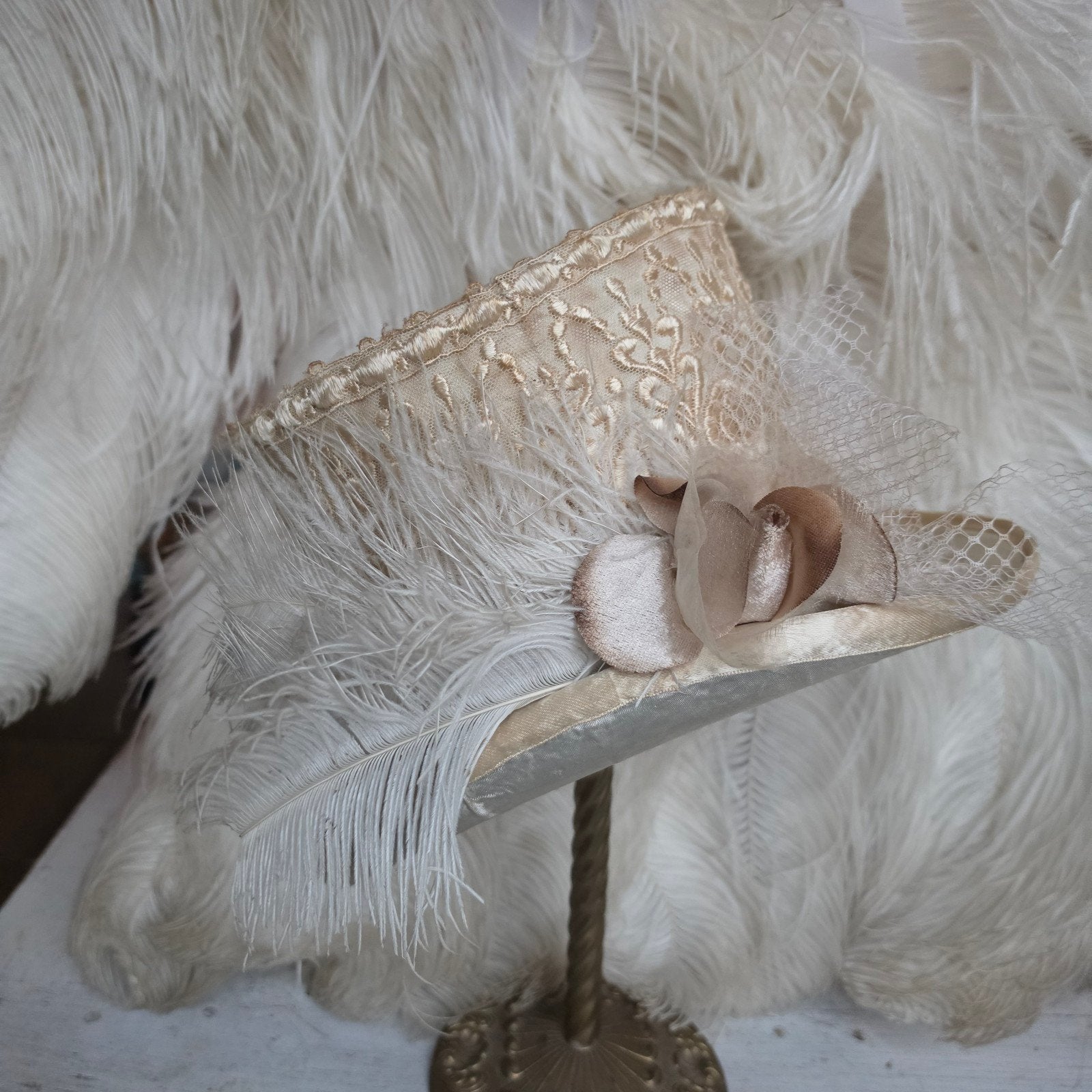 antieke theater hoed buste mannequin corsage cosplay paspop, Antiek en Kunst, Ophalen of Verzenden