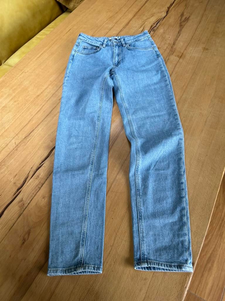 Blauwe momfit spijkerbroek, yezz, maat 26, Kleding | Dames, Ophalen of Verzenden, Zo goed als nieuw, Blauw, W27 (confectie 34) of kleiner