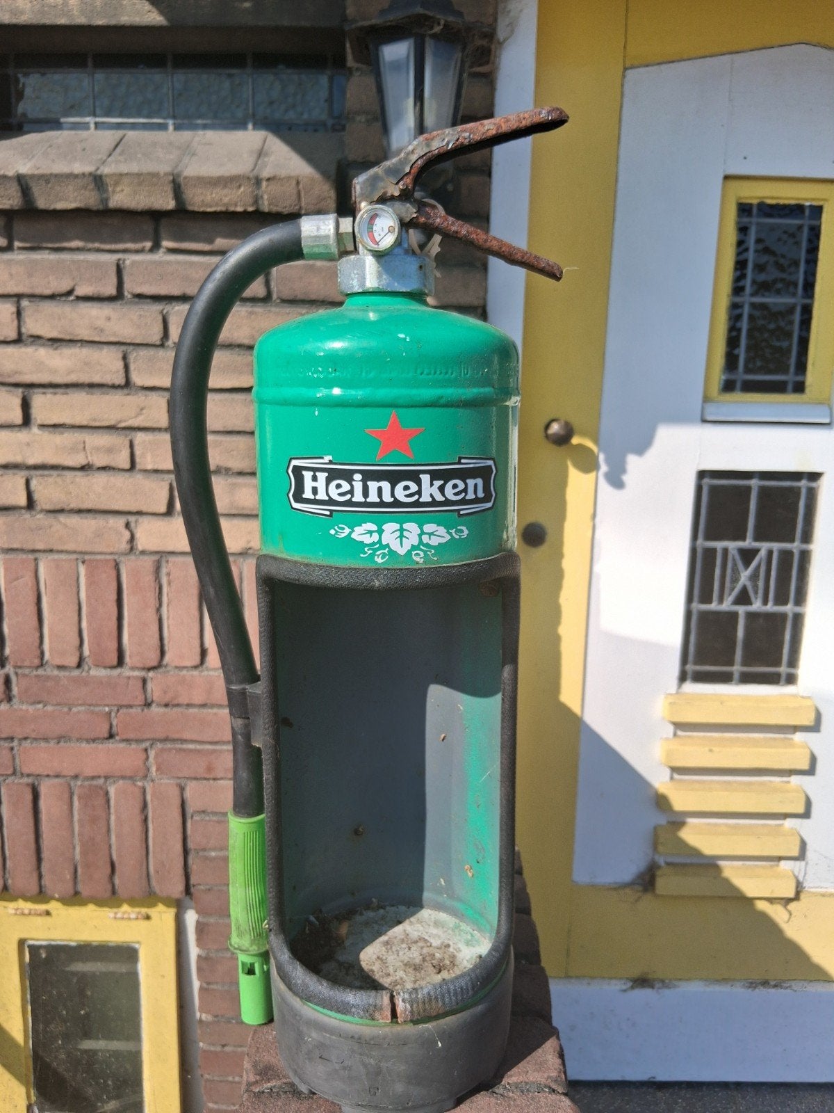 Unieke Heineken brandblusser asbak - Decoratief item, Verzamelen, Biermerken, Ophalen of Verzenden, Gebruikt, Overige typen, Heineken