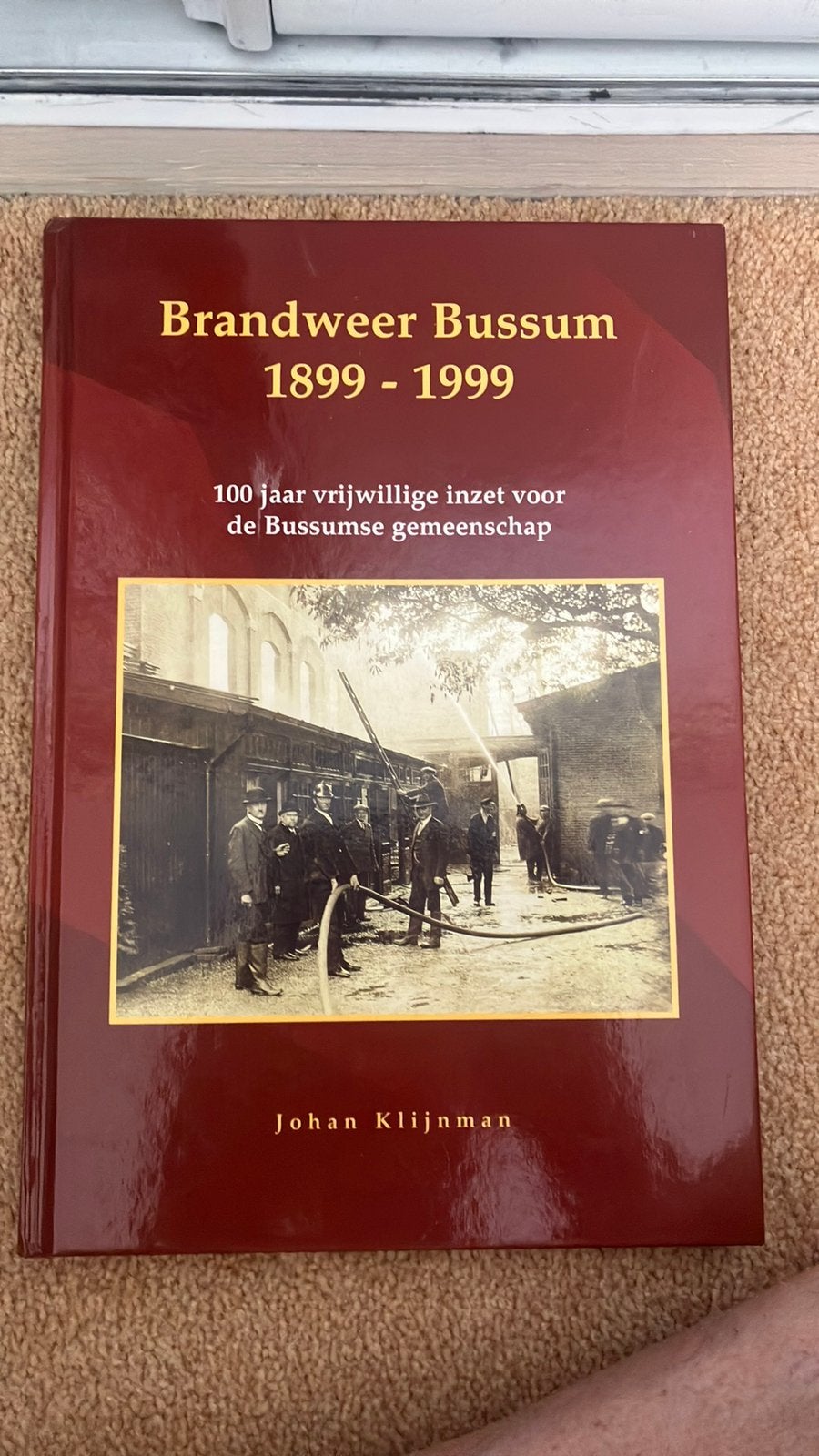 Brandweer Bussum 1899-1999, Boeken, Ophalen, Zo goed als nieuw