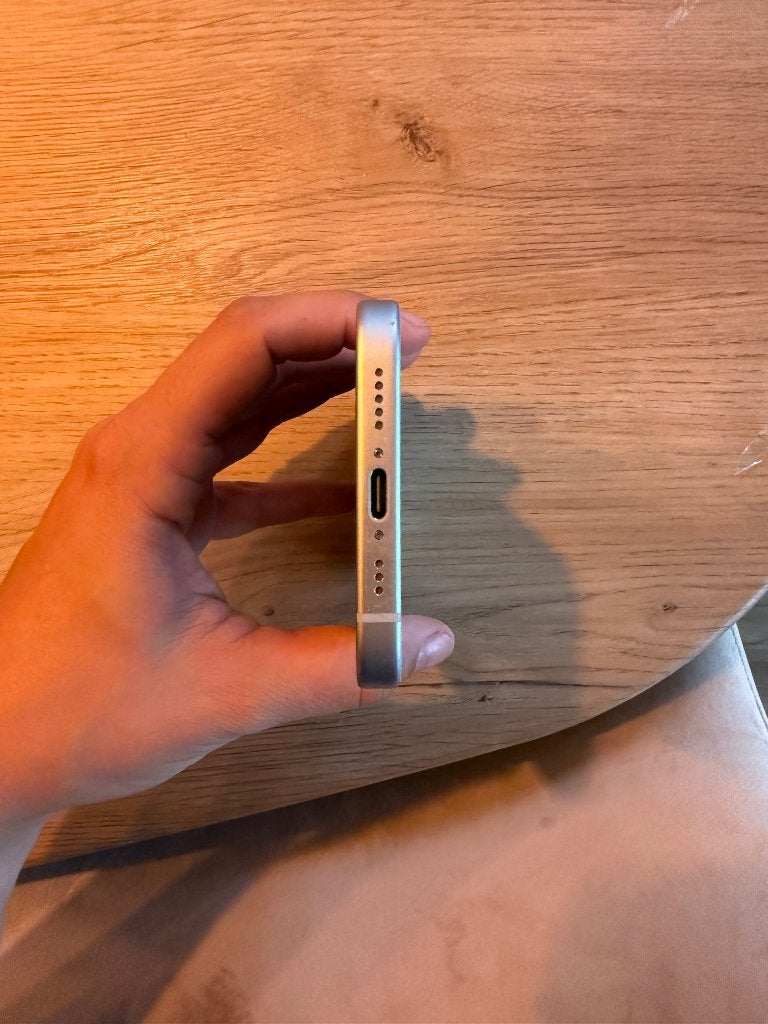 Foto 7 van Iphone 15, 128 GB, lichtblauw