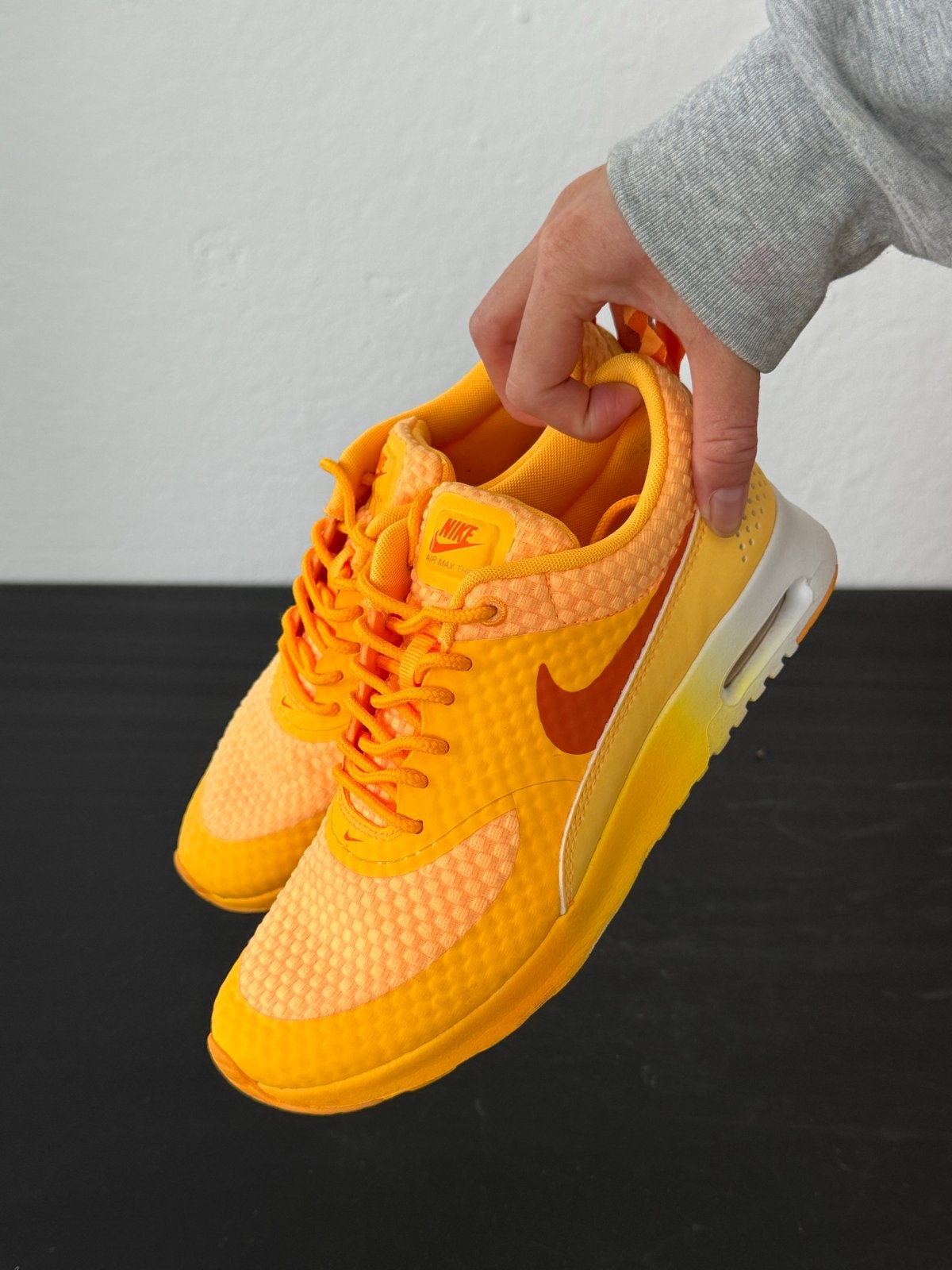 Nike Air Max Thea PRM sneakers - Oranje/Geel, Ophalen of Verzenden, Zo goed als nieuw, Oranje, Sneakers of Gympen