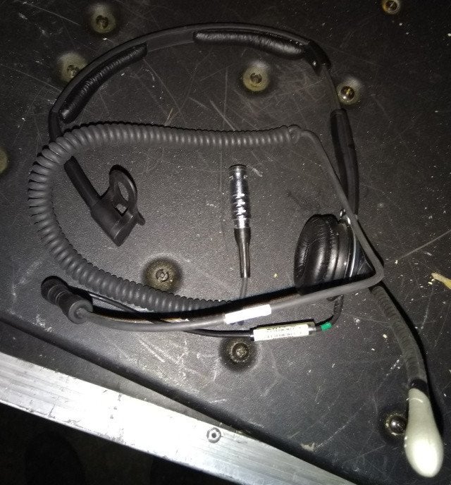 3 stuks Sennheiser koptelefoon met microfoon, Ophalen of Verzenden, Zo goed als nieuw, Sennheiser