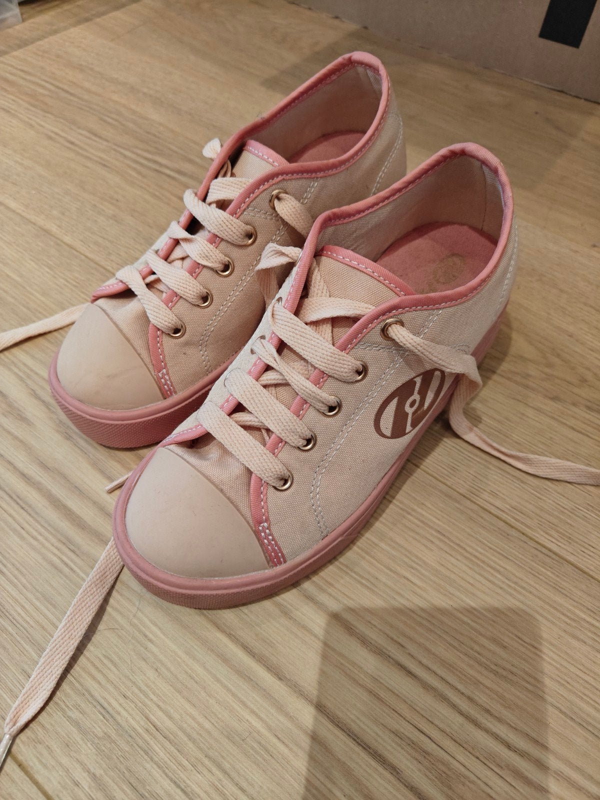 roze schoenen met wielen, Ophalen, Nieuw, Kinderen
