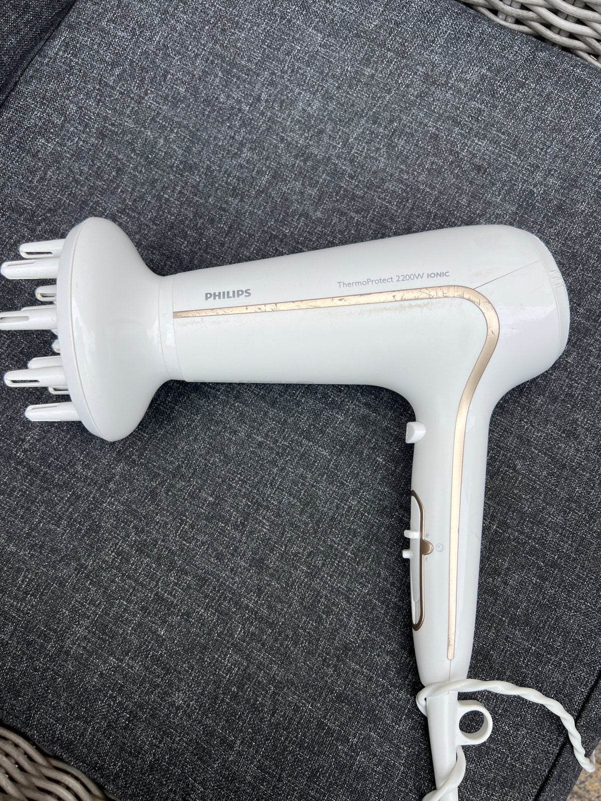 Philips ThermoProtect 2200W Ionic Föhn met diffuser, Ophalen of Verzenden, Gebruikt, Haarverzorging