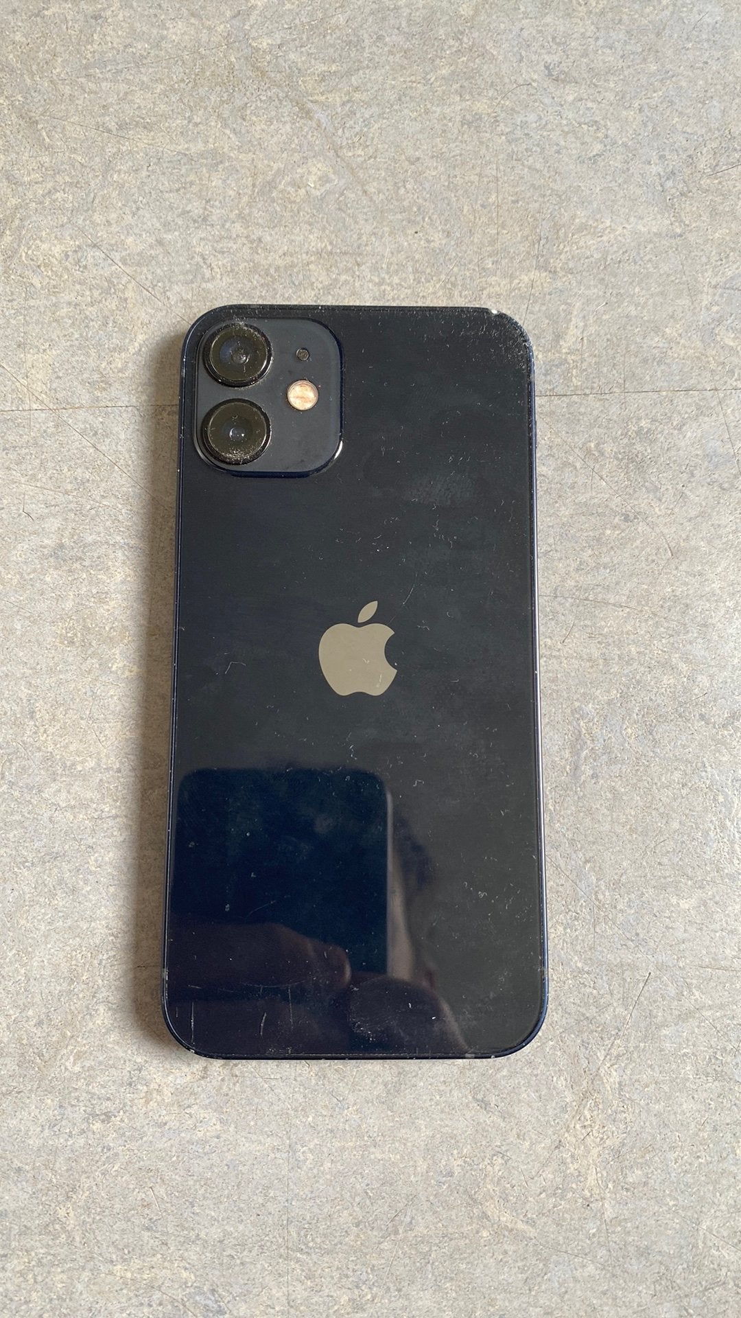 iPhone 12 mini batterij aan vervanging toe, Telecommunicatie, Mobiele telefoons | Apple iPhone, IPhone 12 Mini, Zwart, Ophalen of Verzenden