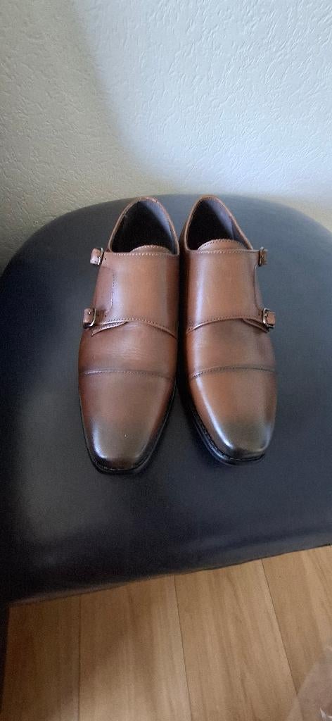 moderne herenschoenen, Ophalen of Verzenden, Nieuw, Bruin