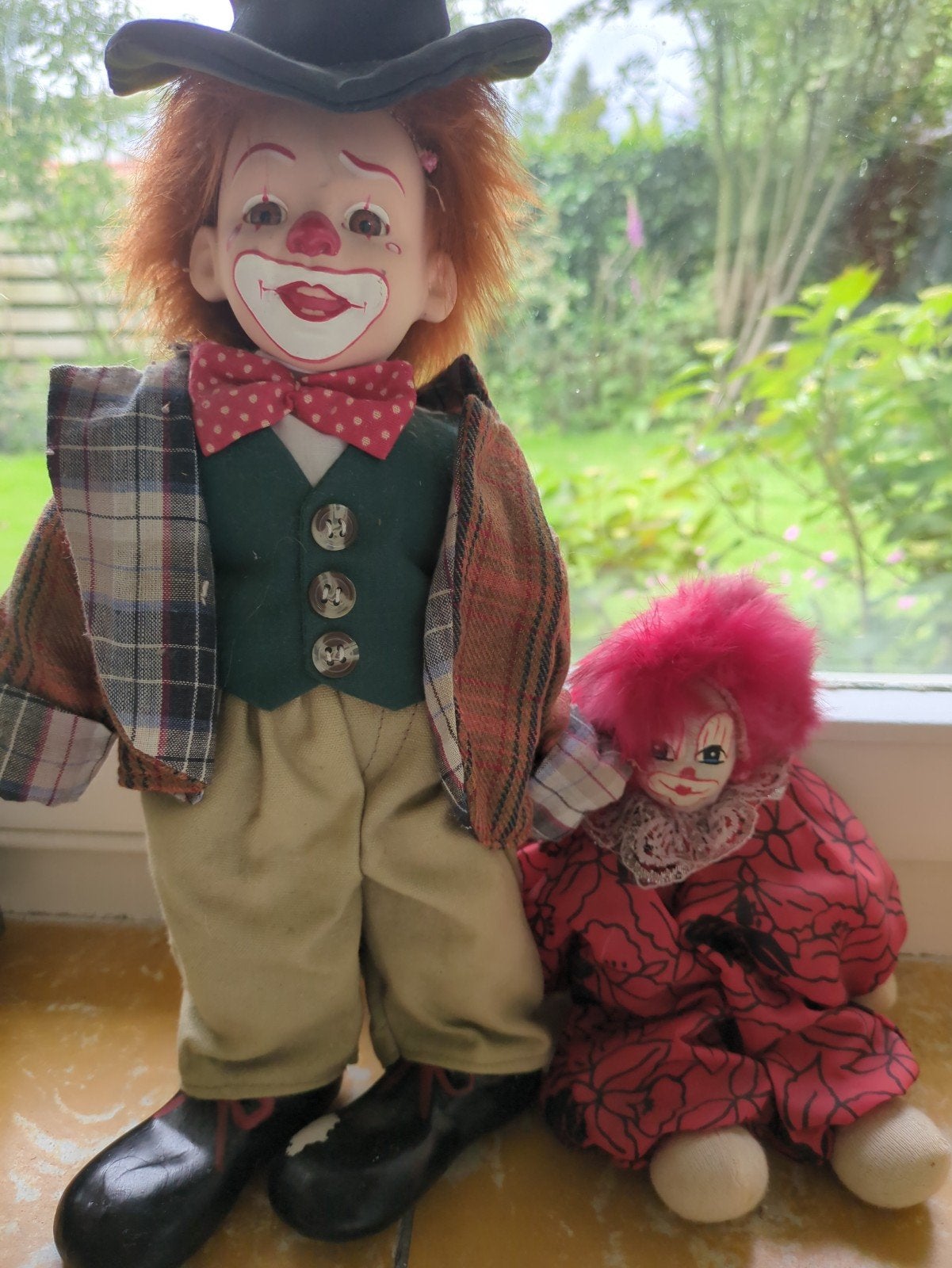 Clowns, Ophalen