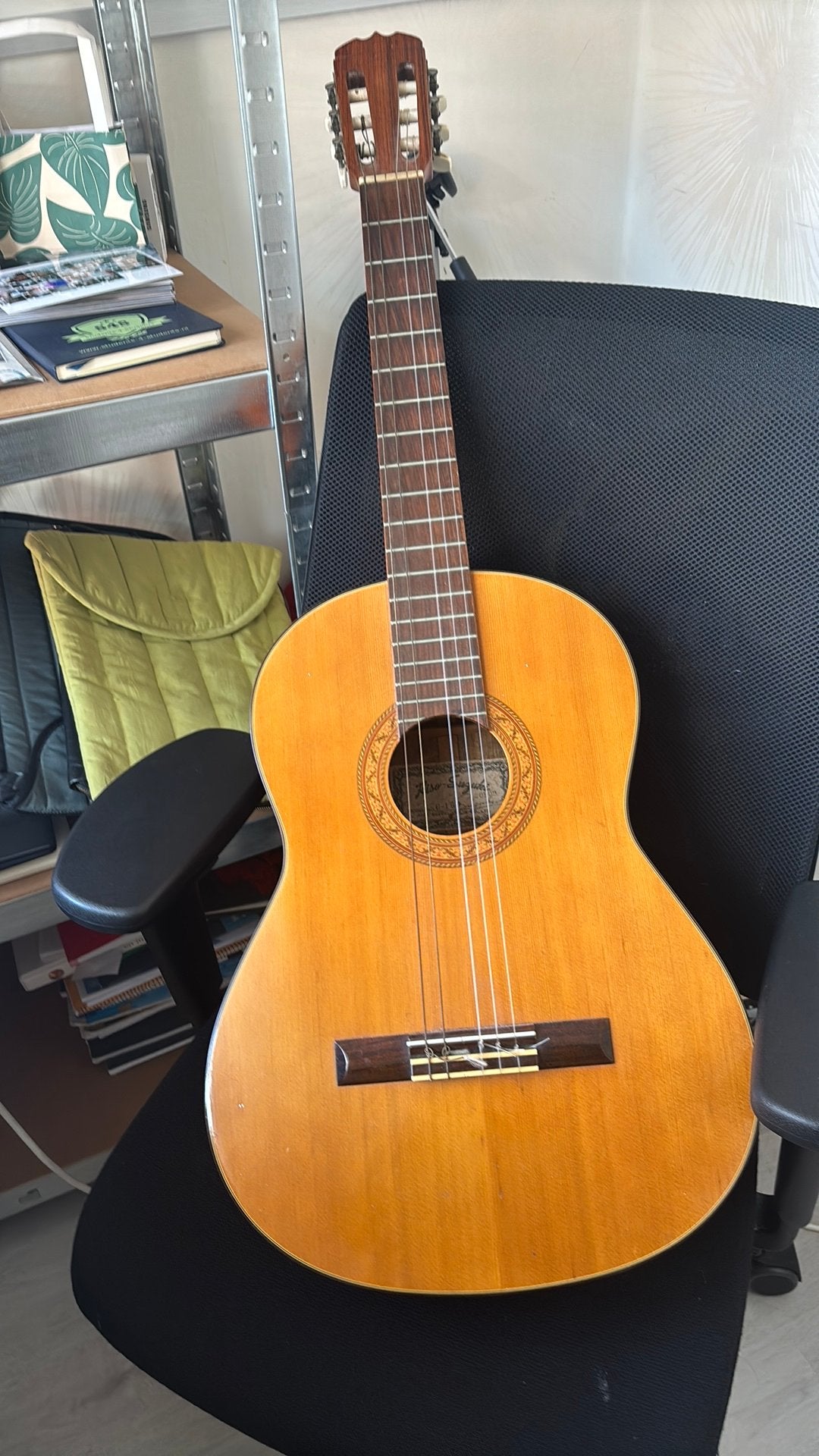 Mooi kwaliteit Gitaar, Muziek en Instrumenten, Snaarinstrumenten | Gitaren | Akoestisch, Ophalen, Zo goed als nieuw, Klassieke of Spaanse gitaar