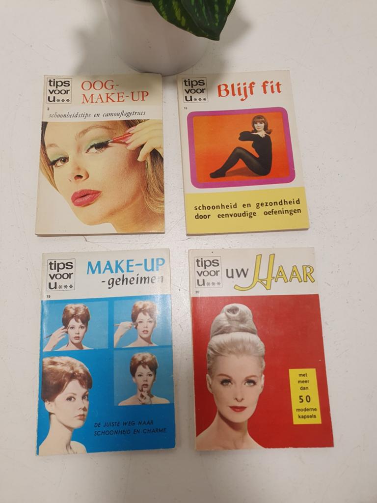 Vintage zelfhulp boekjes jaren '60, Ophalen of Verzenden, Persoonlijke verzorging