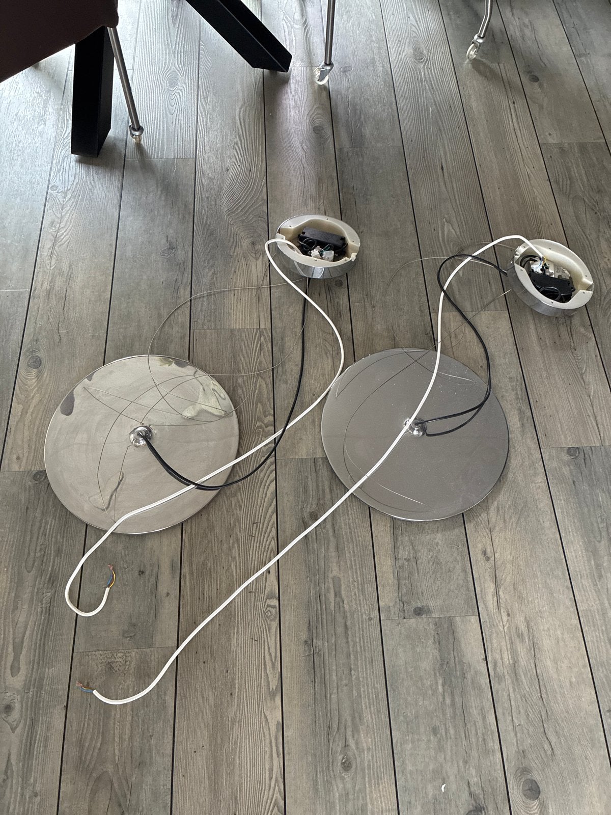 IKEA Plafondlampen (2 stuks) met LED en kristallen, Ophalen, Gebruikt, Modern, LED