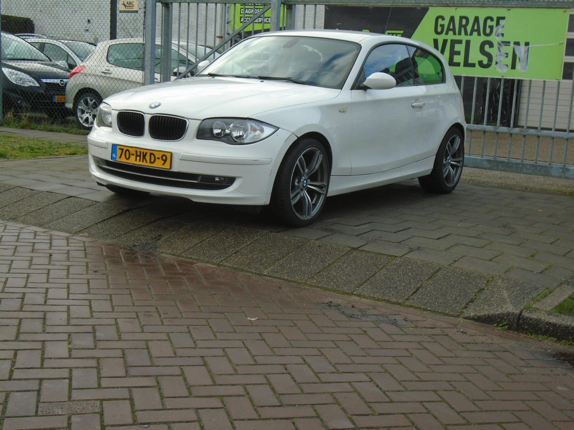 BMW 1-serie 118i Business Line/AIRCO/ MOTOR PROBLEMEN / ENGI, 1-Serie, Elektrische ramen, 4 stoelen, Wit