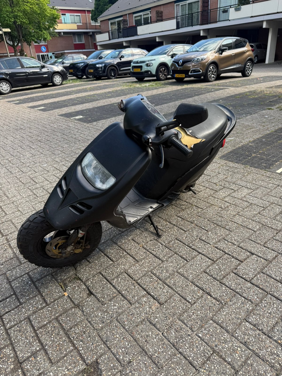 Piaggio Typhoon 70cc – Opknapper – €600, Fietsen en Brommers, Scooters | Piaggio, Ophalen of Verzenden, Zo goed als nieuw, Overige modellen