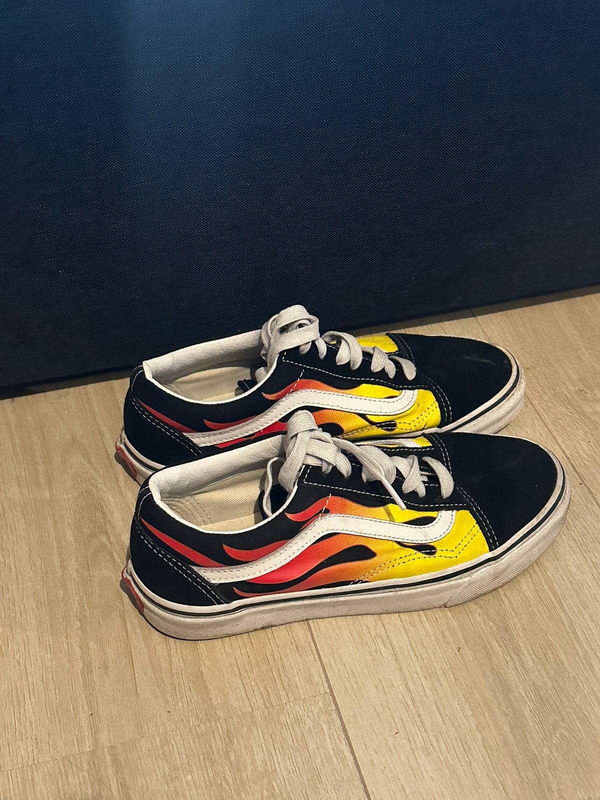 Zwarte Vans met vlammen maat 38 skate schoenen sneakers, Ophalen, Zwart, Sneakers of Gympen, Zo goed als nieuw