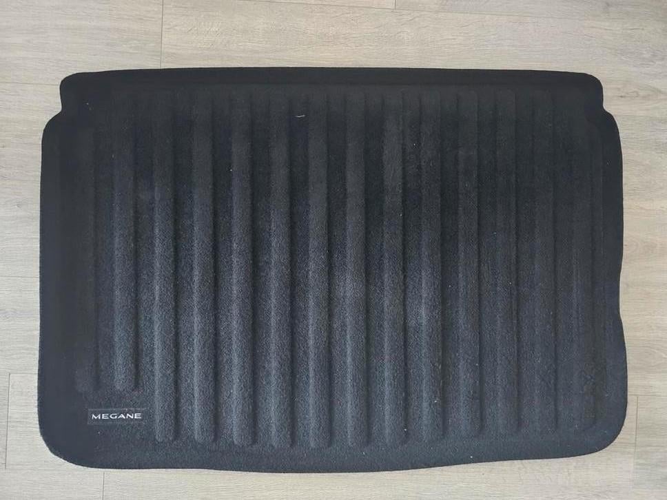 Kofferbakmat Renault Megane 4 org., Ophalen