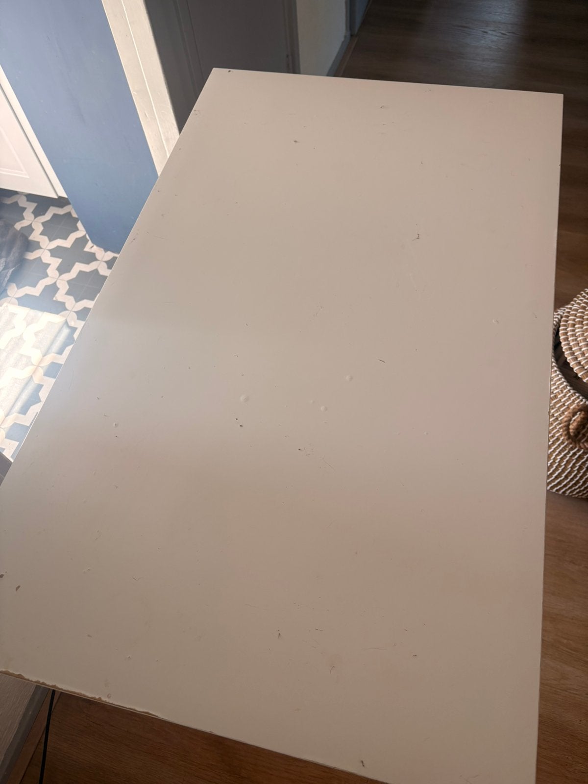 Gratis Wit bureau Ikea, Overige stijlen, Demontabel, Gebruikt, Schoolbureau
