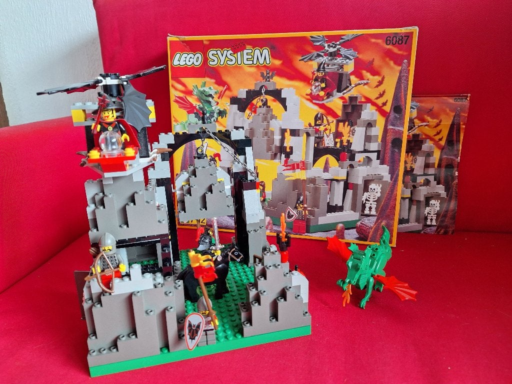 Lego, magisch heksenhuis, heks met haard, vliegende machine, Ophalen, Gebruikt, Lego, Compleet