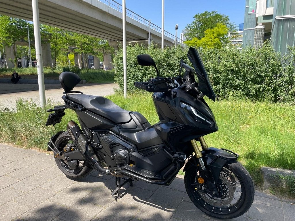 Honda X-adv 750 Full Option - Model 2023 - Akrapovic, Motoren, 745 cc, Nieuw, Motorrijbewijs A, Bedrijf