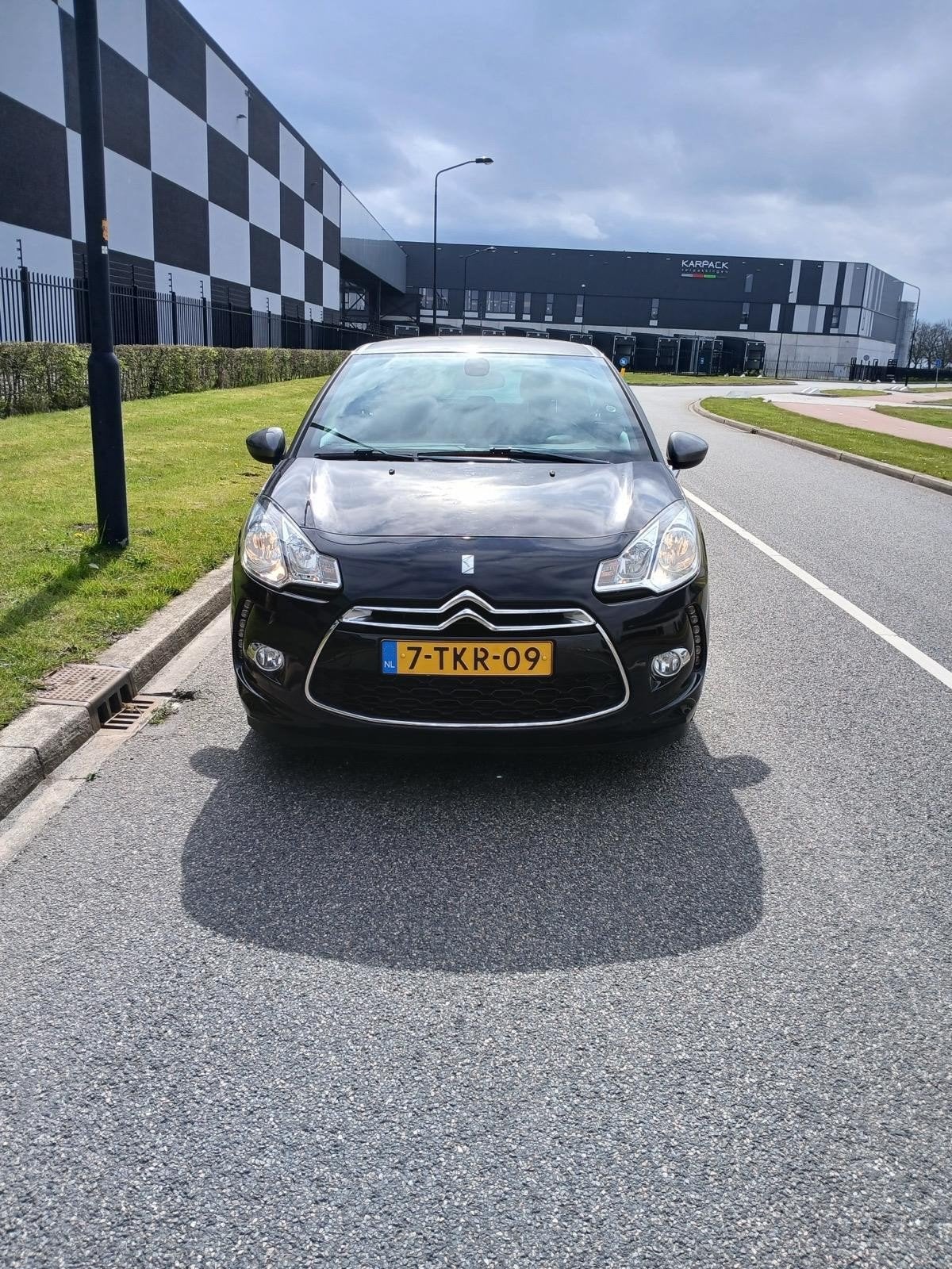 Citroën DS3 1.2 -2014 Blauw nieuwe distributieriem 137 dkm, Auto's, Voorwielaandrijving, 31 €/maand, 1199 cc, Blauw