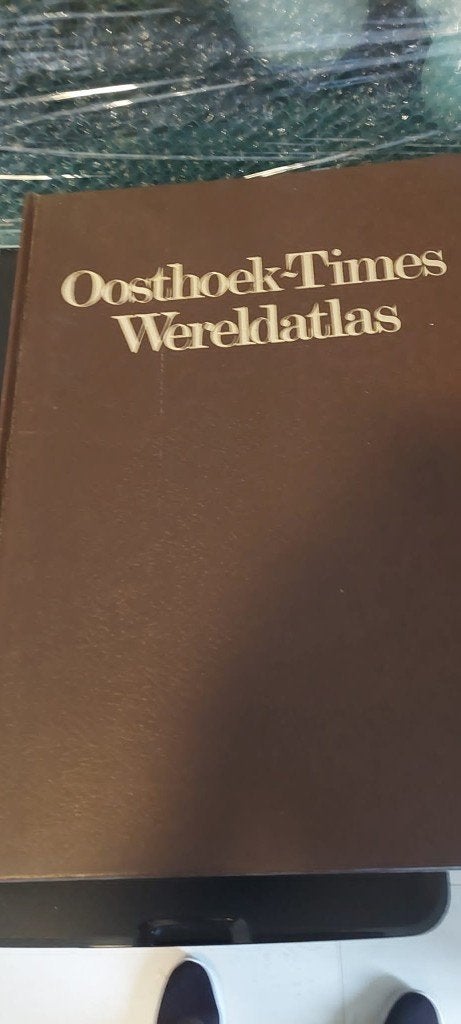 Oosthoek Times wereldatlas, Boeken, Ophalen, Overige atlassen, Zo goed als nieuw, 1800 tot 2000