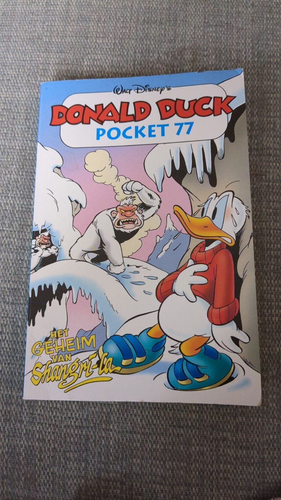 Donald Duck Pocket 77 - Het Geheim van Shangri-La, Boeken, Eén stripboek, Ophalen of Verzenden, Gelezen, Walt Disney