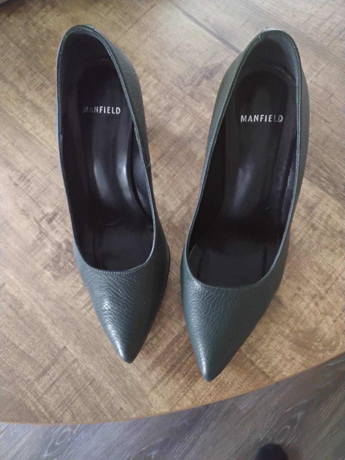 Manfield Pumps - Donkergroen - Maat 37 nieuw, Pumps, Nieuw, Ophalen of Verzenden, Manfield