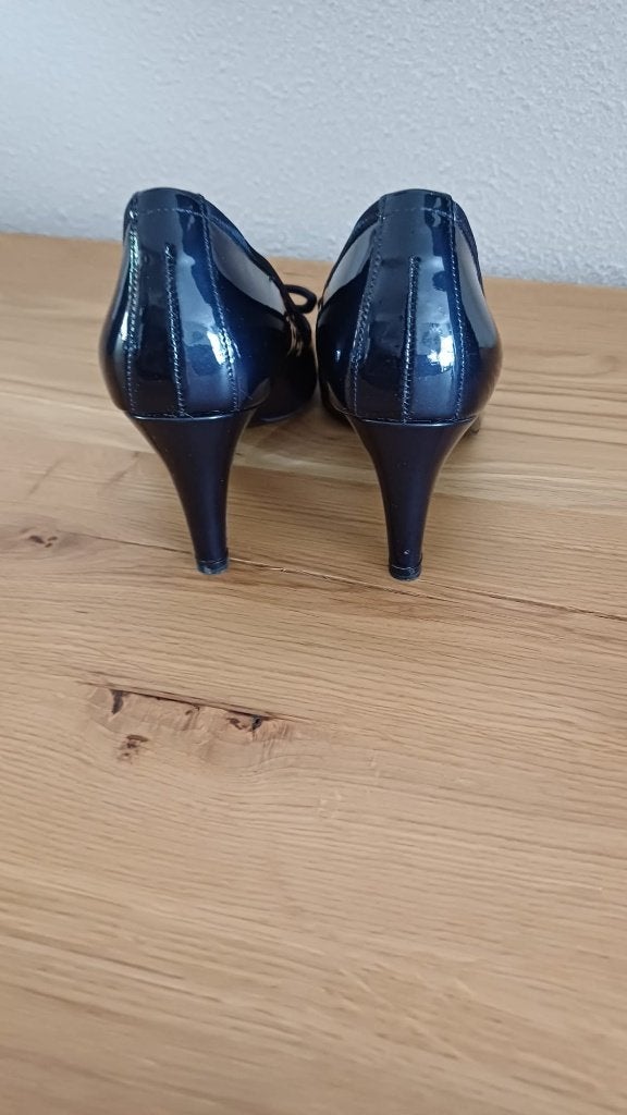 Donkerblauwe hakkenschoenen maat 36, Kleding | Dames, Schoenen, Peter Kaiser, Pumps, Blauw, Ophalen of Verzenden