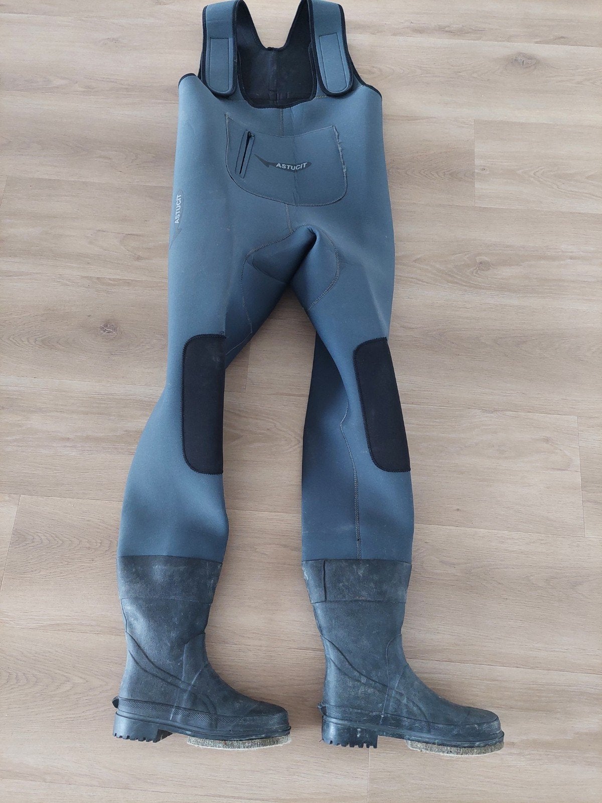 Neopreen waadpak maat 40/41., Watersport en Boten, Hengelsport | Algemeen, Ophalen of Verzenden, Kleding