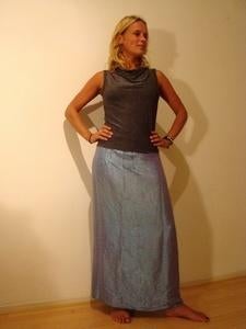 Nieuwe zijden sjaal wikkelrok/sarong turquoise maat S/M, Ophalen of Verzenden, Nieuw, Blauw, Onder de knie