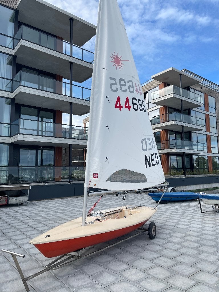 Laser + rvs haventrailer + nieuw model zeil + dektent, Ophalen, Gebruikt, 4 m, Laser