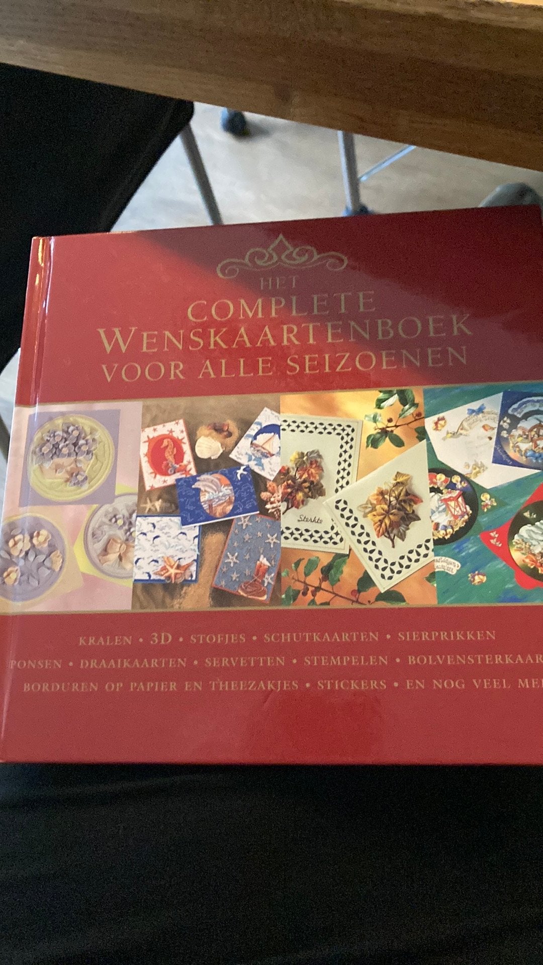 Boek:Het complete wenskaarten maken  nieuw, Ophalen of Verzenden, Nieuw, Album of Boek