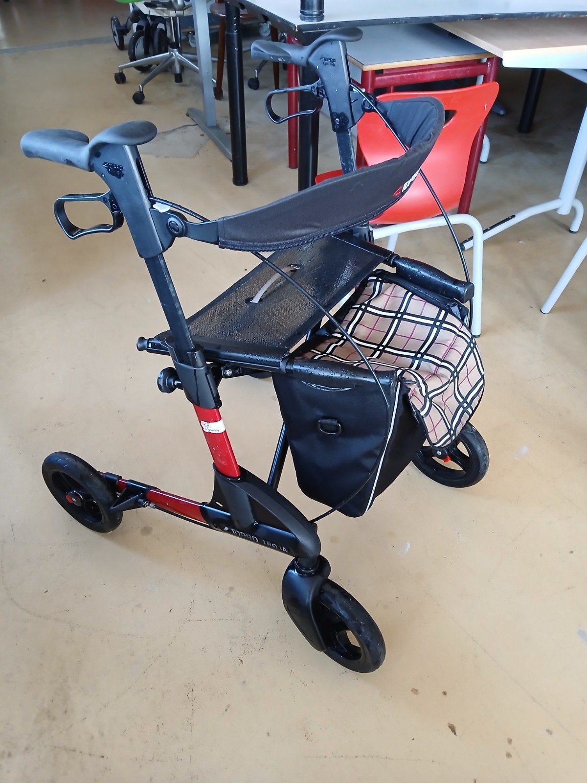 Rollator Topro Troja maat S, Ophalen, Info@tommysmit.nl, Gebruikt, 7008AR