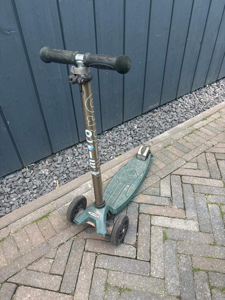 Micro step met 3 wielen - Gebruikt, Fietsen en Brommers, Steps, Ophalen of Verzenden, Gebruikt, Gewone step
